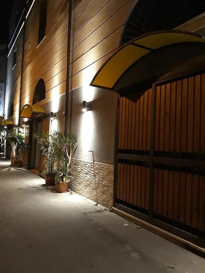 Pirtuso Del Porto Apartment Palermo Italy